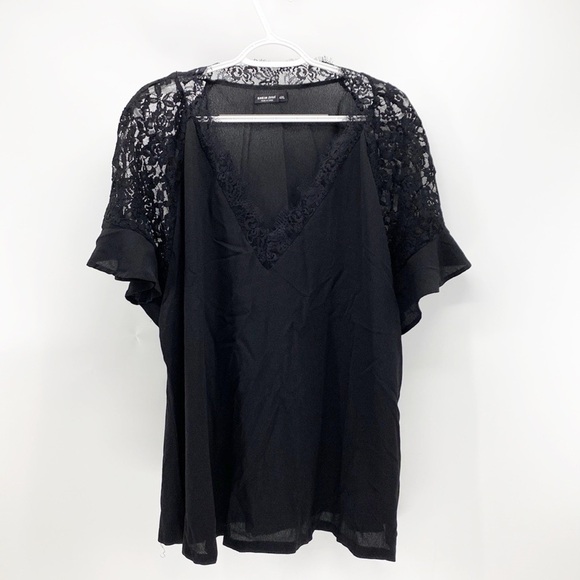 Shein Curve lace flutter sleeve date night girls night party - Picture 2 of 9